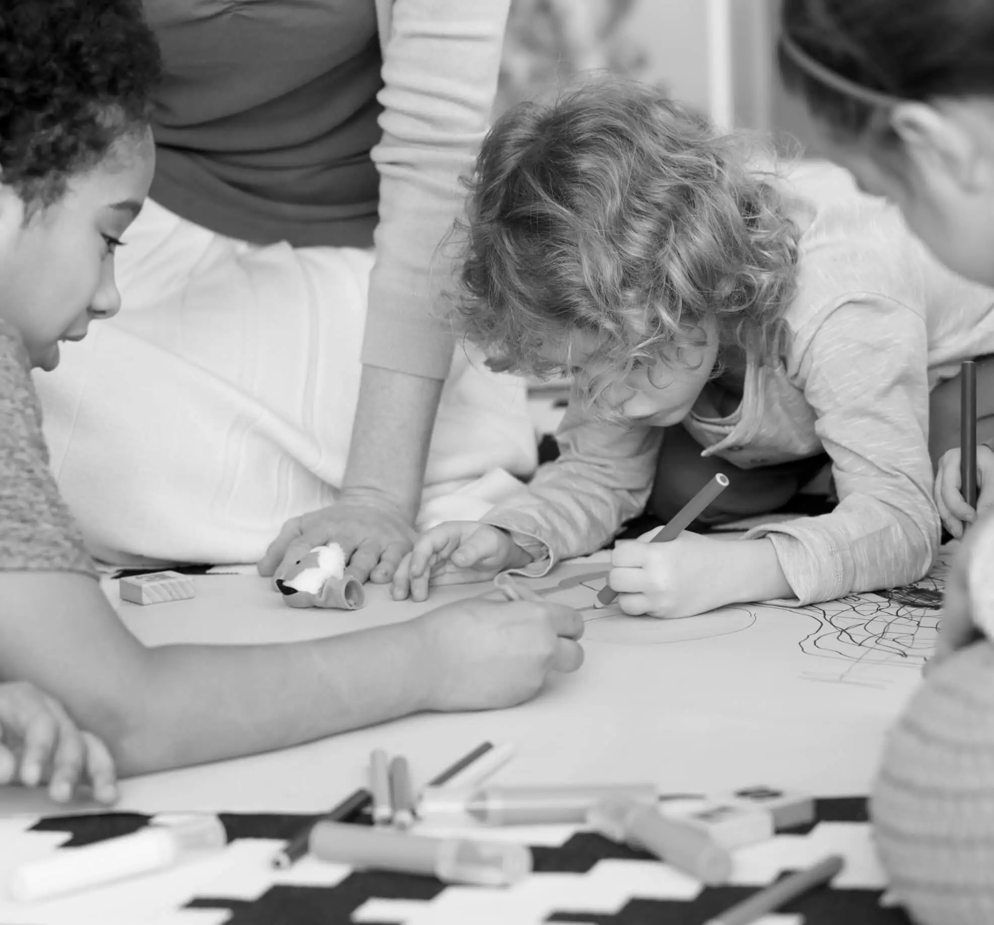 children playing with coloring materials | HHMP medical practice